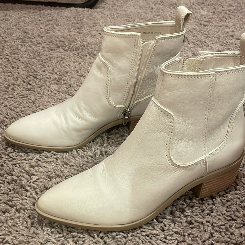 Dolce Vita White Short Boot